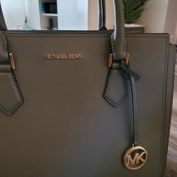 Michael Kors | Sage Green Purse - Picture 4 of 6